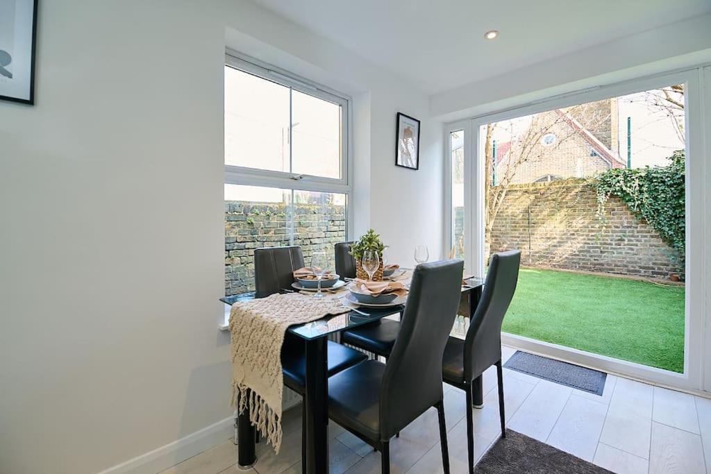 Fabulous 3 Bed Nw London Apartment With Private Garden Exteriör bild