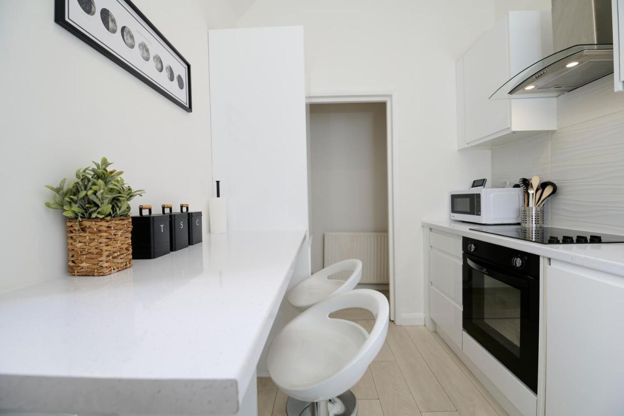 Fabulous 3 Bed Nw London Apartment With Private Garden Exteriör bild